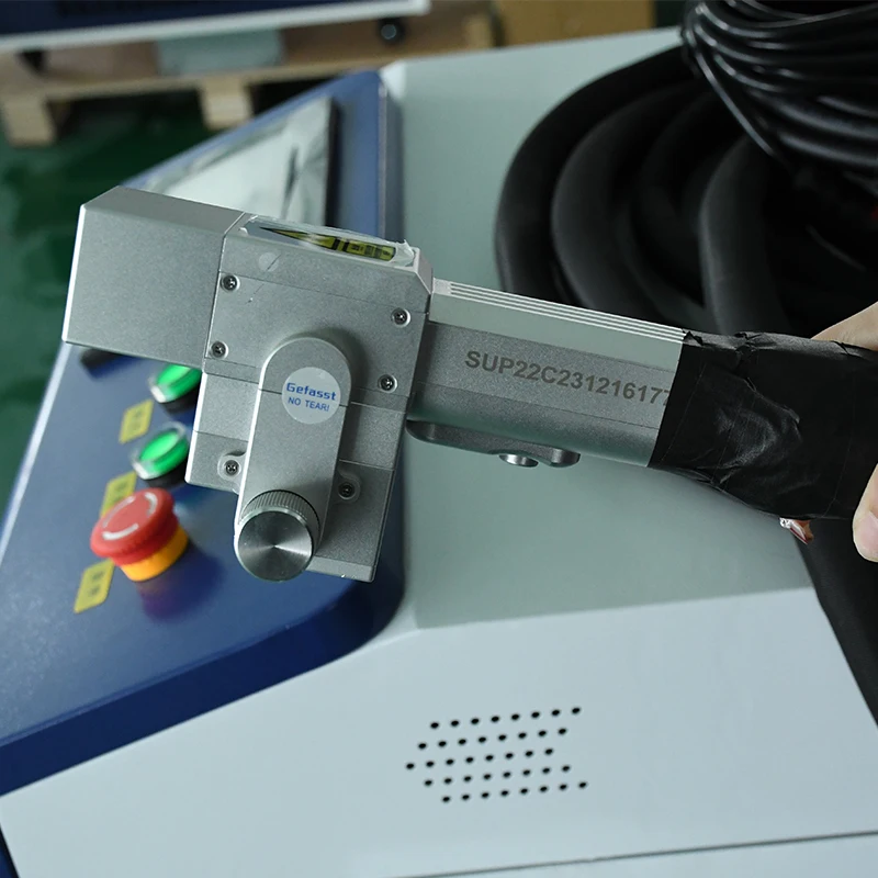 Industrial Laser Rust Removal Machine - رأس تنظيف بالليزر محمول باليد SUP22C
