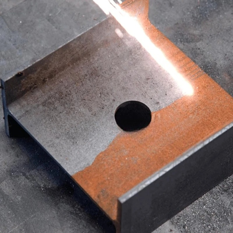 آلة إزالة الصدأ بالليزر الليفي - مراجعة Industrial Laser Rust Removal Machine وسعره