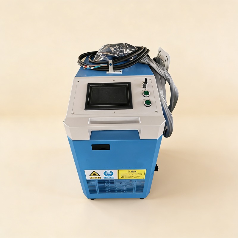 آلة تنظيف بالليزر النبضي 3 في  - مراجعة Industrial Laser Rust Removal Machine وسعره