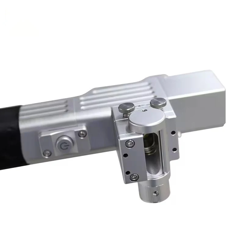 رأس تنظيف بالليزر محمول باليد  - مراجعة Industrial Laser Rust Removal Machine وسعره