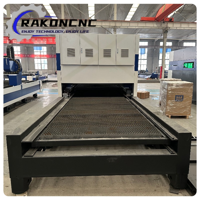 آلات صناعية قوية للغاية مغلقة  - مراجعة Industrial Laser Cutter For Metal وسعره