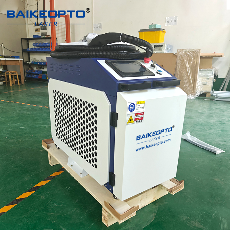 آلة تنظيف بالليزر المستمر لإزا - مراجعة Industrial Laser Rust Removal Machine وسعره